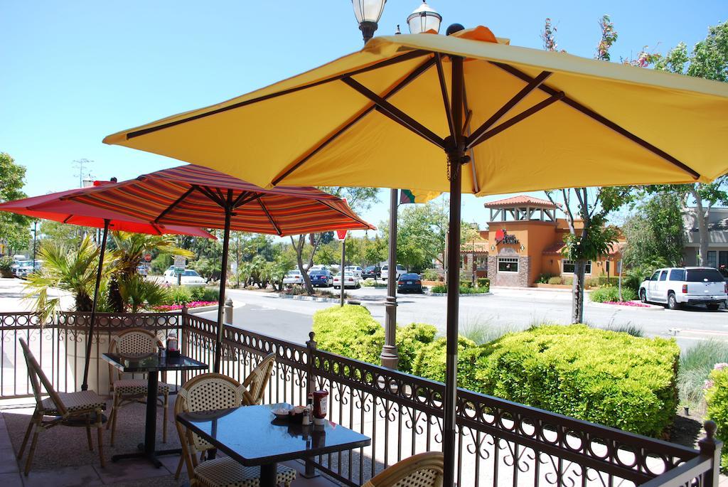 Bella Capri Inn And Suites Camarillo Exterior photo